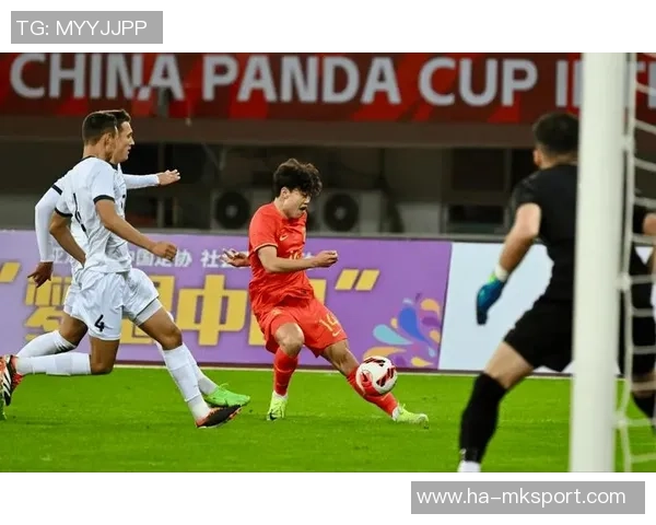 熊猫杯惊喜！我国U22男足2-0完胜韩国，拜合拉木双响成全场焦点